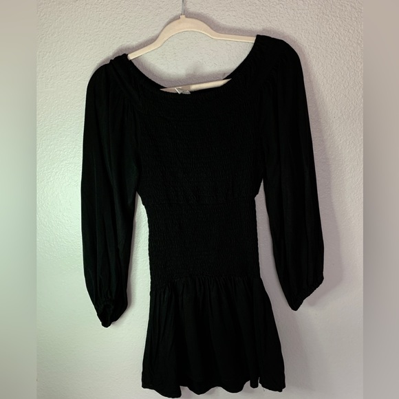 Black Mini Dres, with opening in the front, long sleeve, shoulders free, Size M - Picture 1 of 6